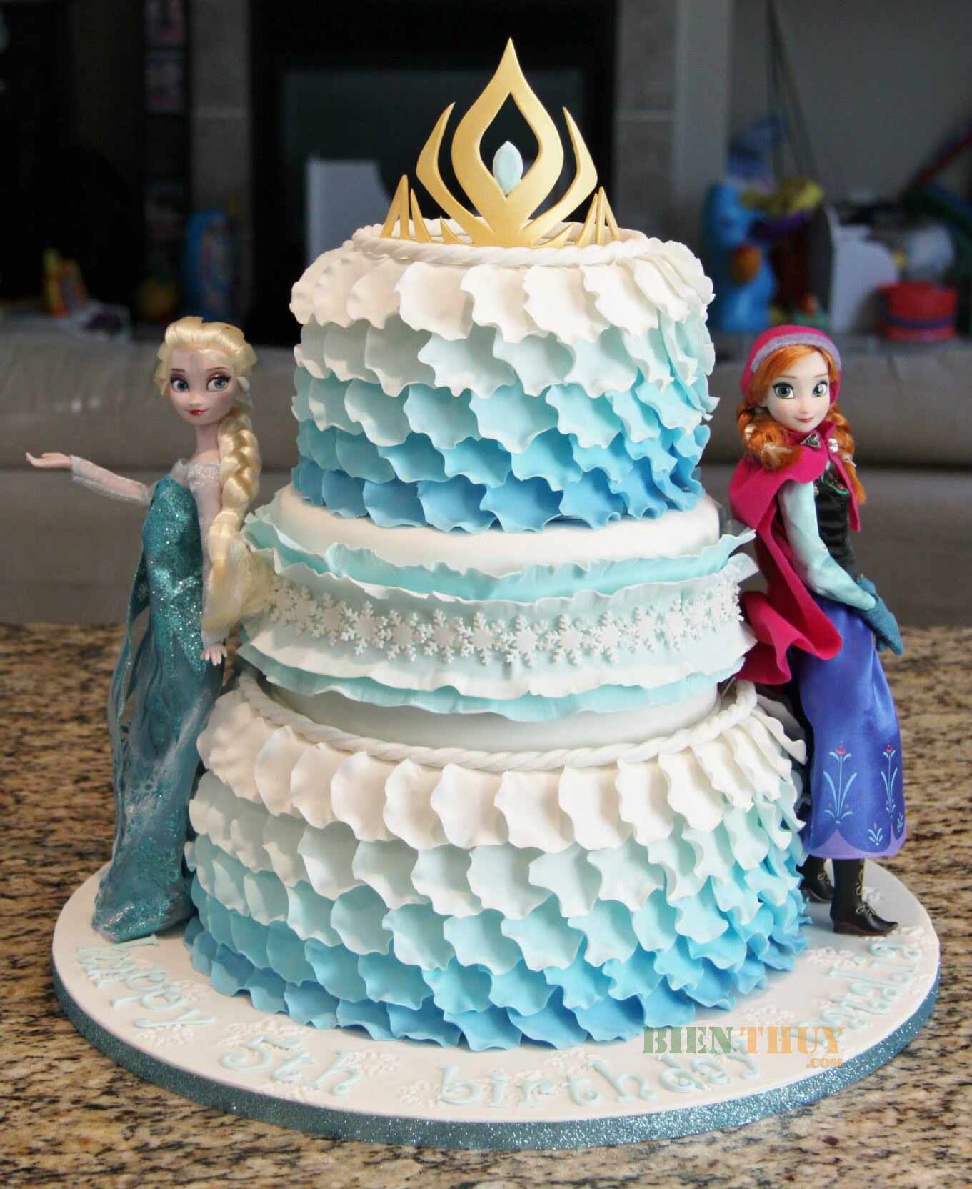 Bánh sinh nhật tròn xanh in hình nữ hoàng băng giá và anna đẹp dễ thương   Bánh Kem Ngộ Nghĩnh